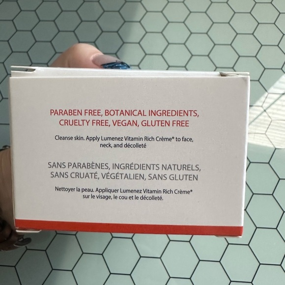 NIB Sonage Lumenez Vitamin Rich Crème - Picture 3 of 6